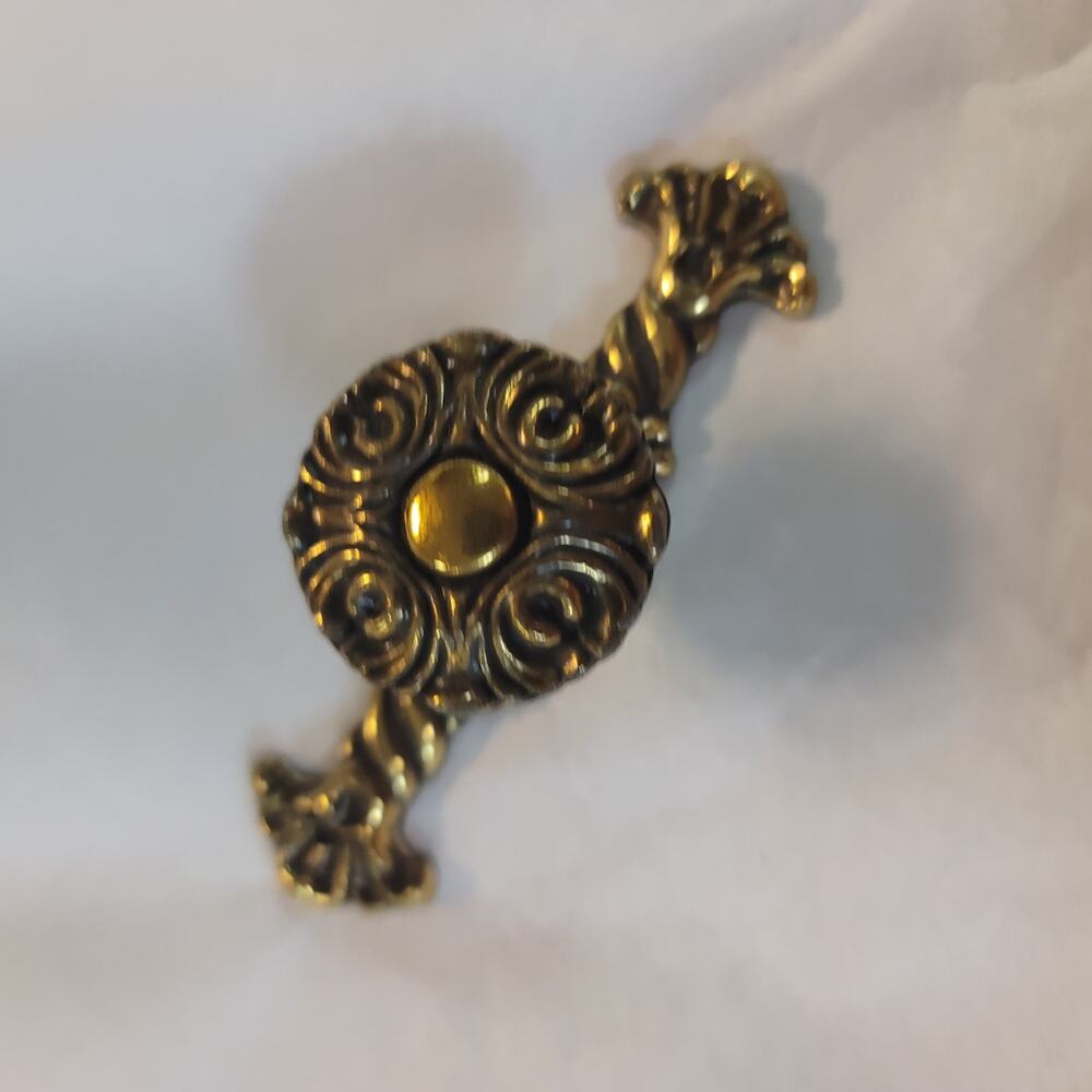Vintage KBS 1995 Ornate Scroll Brass Cabinet Pulls Backplates Set 4 Furniture